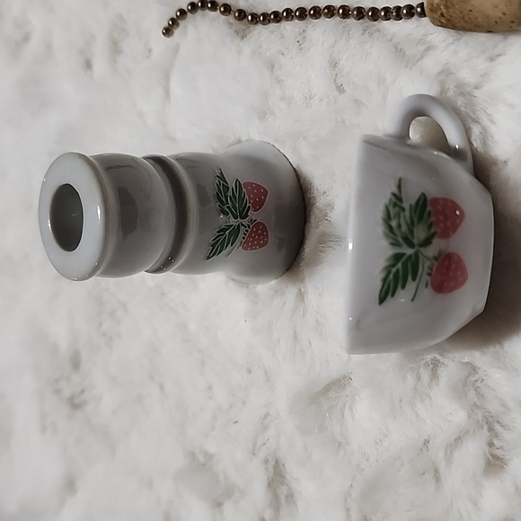 VINTAGE  ASSORTMENT OF HOME DECORATIVES 🏡 - Picture 2 of 7